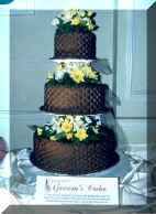 cake08.jpg (70015 bytes)